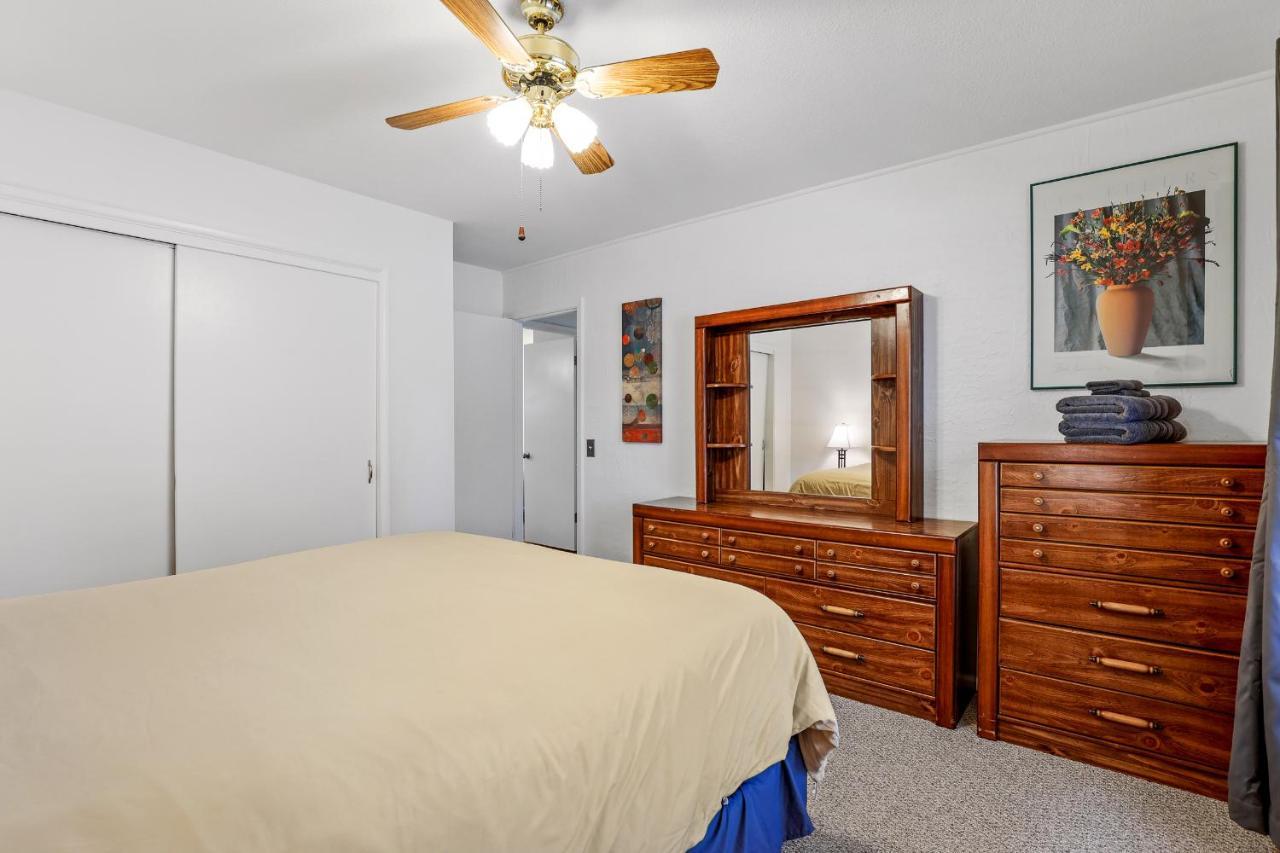 Captivating Continental Country Club Retreat With 4 Bdr And Spacious Deck! 弗拉格斯塔夫 外观 照片