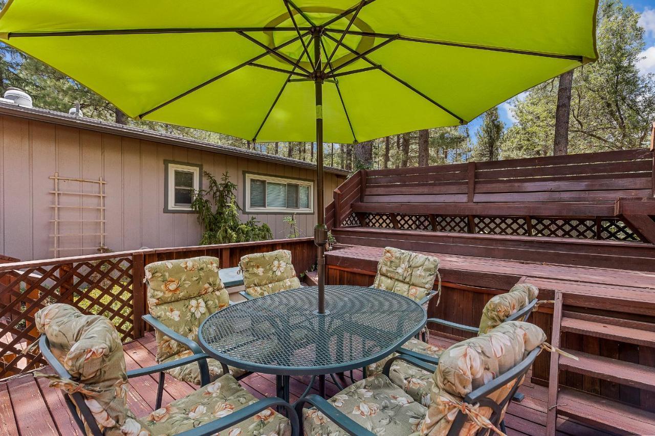 Captivating Continental Country Club Retreat With 4 Bdr And Spacious Deck! 弗拉格斯塔夫 外观 照片